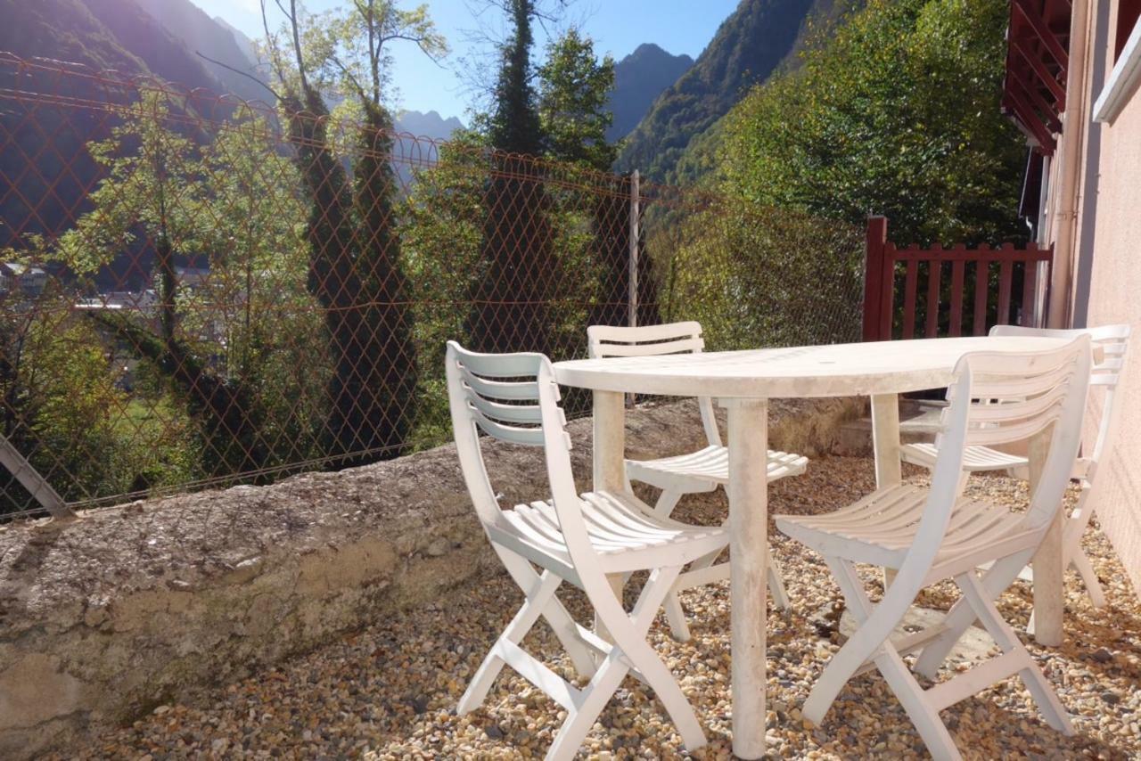 Appt 4/6 Couchages Avec Terrasse Cauterets Διαμέρισμα Εξωτερικό φωτογραφία